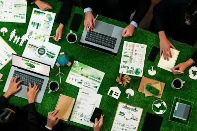 دورة البصمة الكربونية والاستدامة البيئية في الشركات