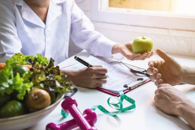 Comparison Between Popular Diet Plan Course