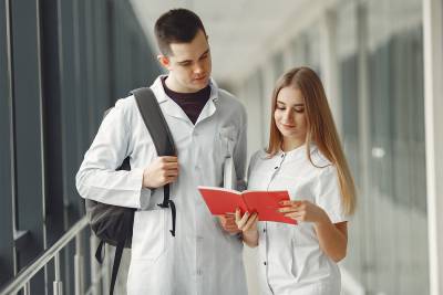 نصائح للطلاب المقبلين على دراسة الطب
